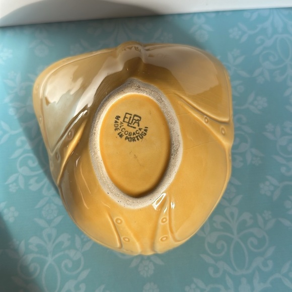 Pretty Vintage Yellow Butterfly Bowl - Picture 3 of 5